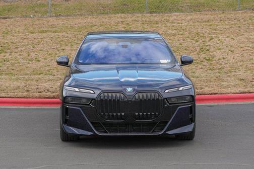 2023 BMW 760 i xDrive