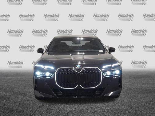 Black Sapphire Metallic 2026 BMW 740 xDrive