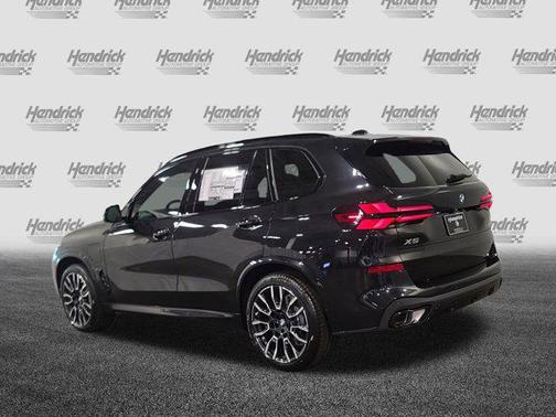 Black Sapphire Metallic 2026 BMW X5 PHEV xDrive50e