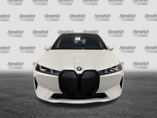 2026 BMW iX xDrive45