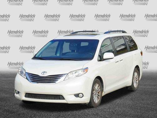 2016 Toyota Sienna XLE Premium