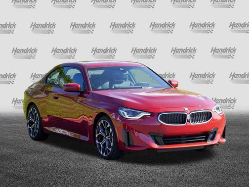 2025 BMW 230 i