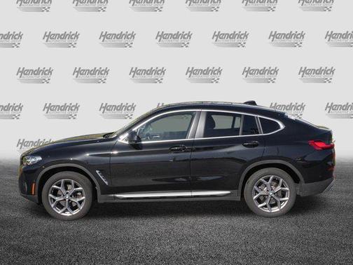2025 BMW X4 xDrive30i