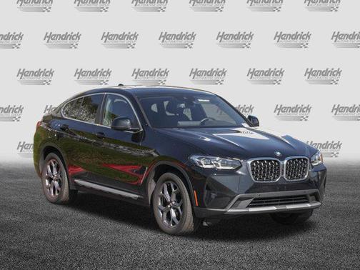 2025 BMW X4 xDrive30i