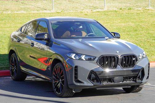 2024 BMW X6 M60i