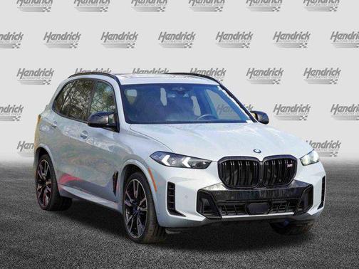 2024 BMW X5 M60i