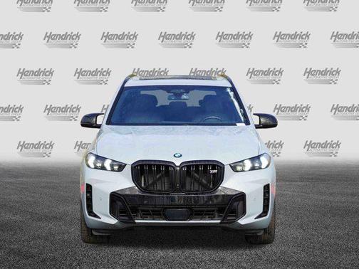 2024 BMW X5 M60i
