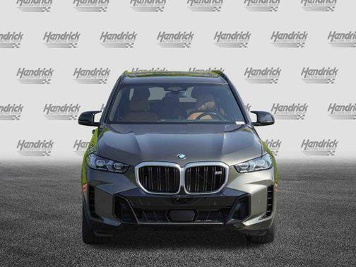 2025 BMW X5 M60i