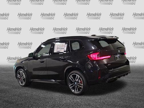 Black Sapphire Metallic 2026 BMW X1 xDrive28i