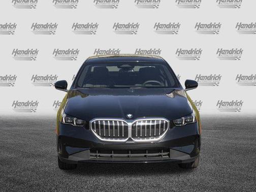 2025 BMW 530 xDrive