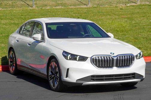 2025 BMW 530 xDrive