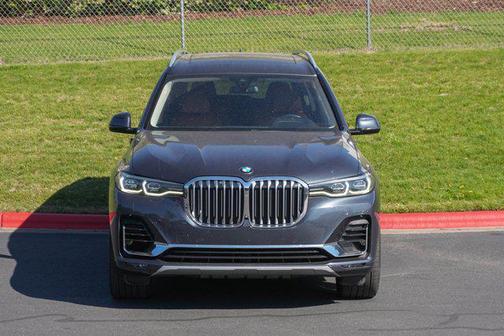Arctic Gray Metallic 2020 BMW X7 xDrive40i