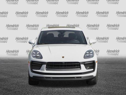 2022 Porsche Macan Macan