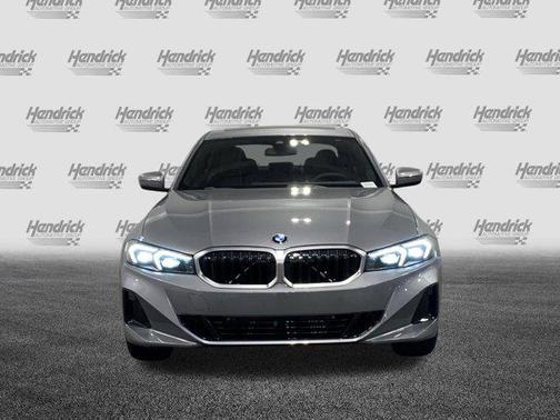 2025 BMW 330 i xDrive