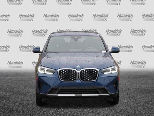 2024 BMW X4 xDrive30i