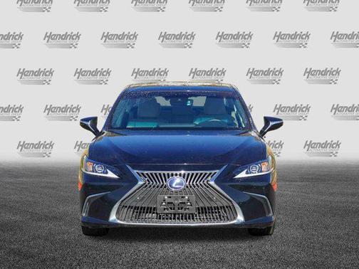 2021 Lexus ES 300h Base