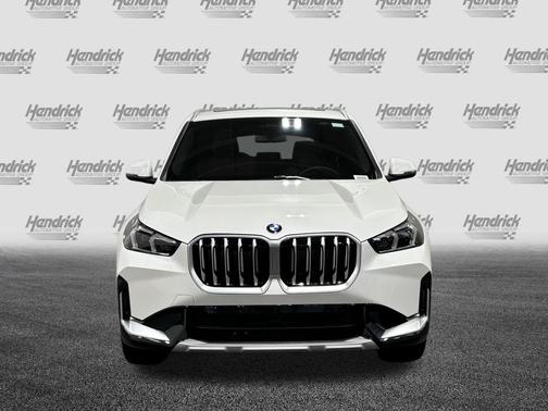 Mineral White Metallic 2026 BMW X1 xDrive28i