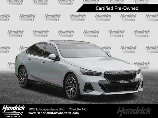 Brooklyn Grey Metallic 2024 BMW i5 eDrive40