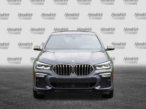 2021 BMW X6 M50i