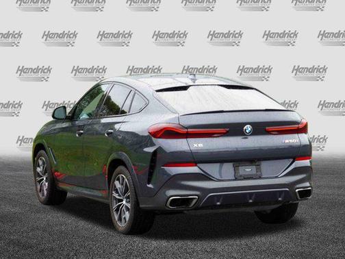 2021 BMW X6 M50i