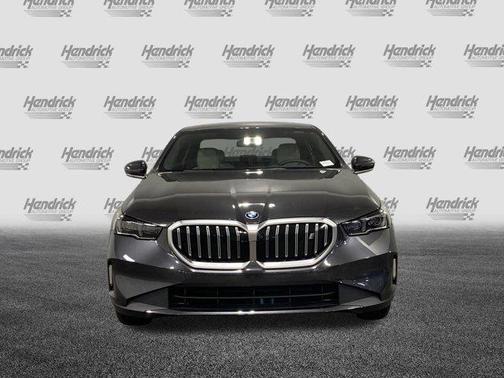 2025 BMW i5 eDrive40