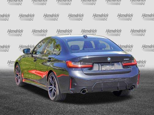 2023 BMW 330 330i