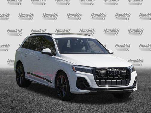 Glacier White Metallic 2025 Audi Q7 55 Prestige