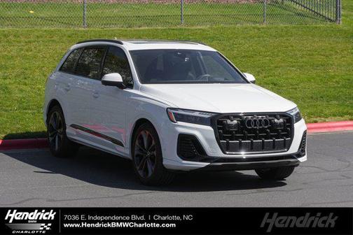 Glacier White Metallic 2025 Audi Q7 55 Prestige