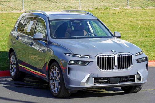 2023 BMW X7 xDrive40i