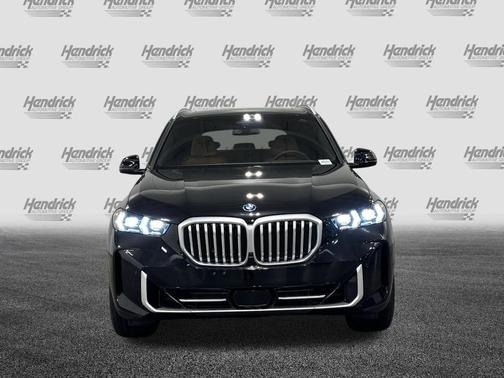 Black Sapphire Metallic 2026 BMW X5 PHEV xDrive50e