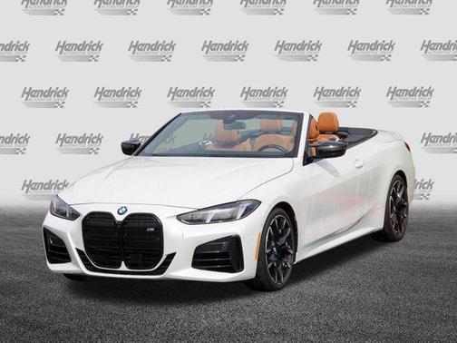 MINERAL WHITE 2025 BMW M440 i