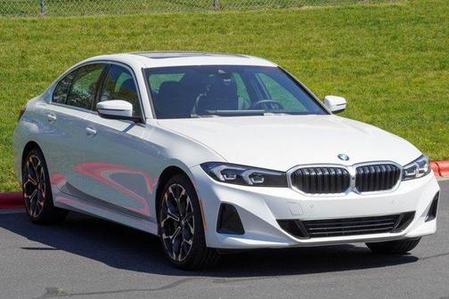 Mineral White Metallic 2025 BMW 330 xDrive