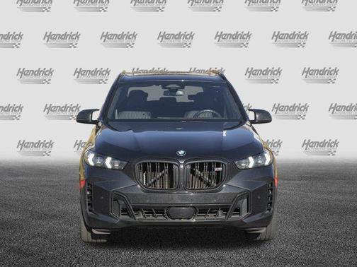 2024 BMW X5 M60i