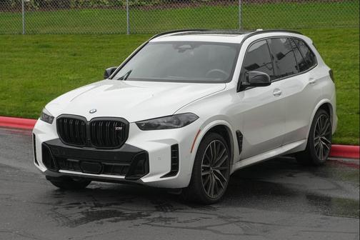 Mineral White Metallic 2025 BMW X5 M60i