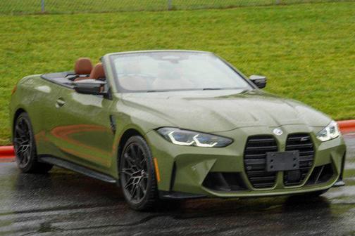 URBAN GREEN 2023 BMW M4 Competition xDrive