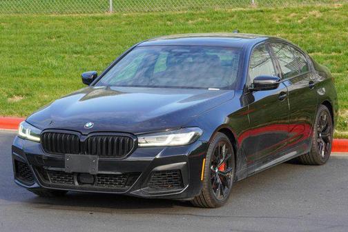 Black Sapphire Metallic 2023 BMW 540 i xDrive