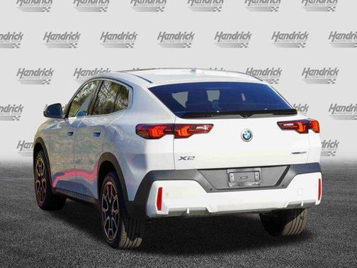2025 BMW X2 xDrive28i