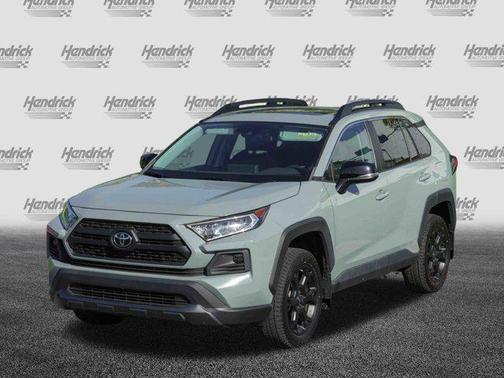 2020 Toyota RAV4 SE