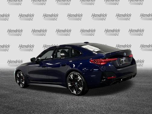 Tanzanite Blue II Metallic 2026 BMW M440 i