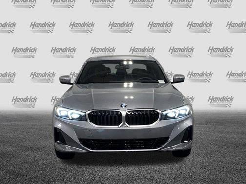 2025 BMW 330 i xDrive
