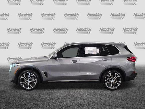 Skyscraper Grey Metallic 2026 BMW X5 xDrive40i