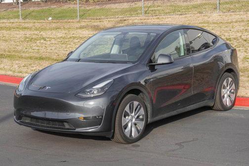 2024 Tesla Model Y Long Range Dual Motor All-Wheel Drive