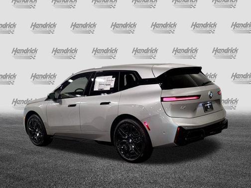 2026 BMW iX xDrive45