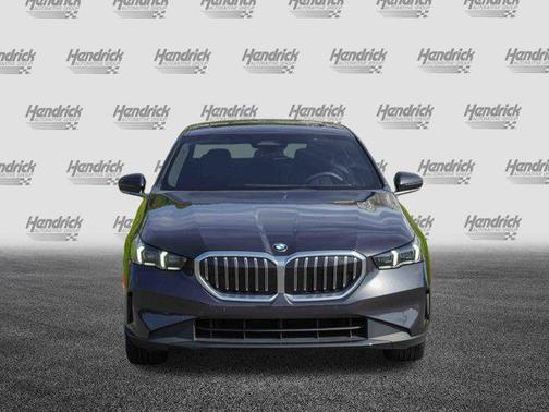 2024 BMW 530 i