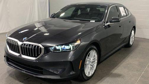 2024 BMW 530 i