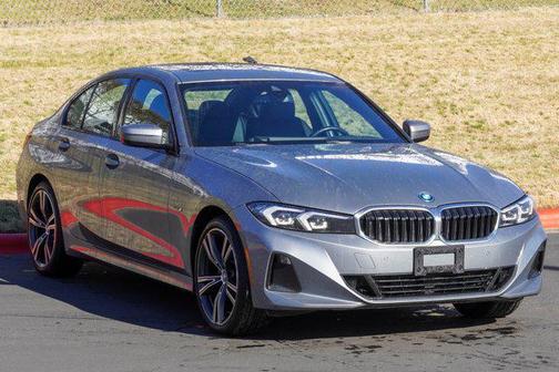 2023 BMW 330e xDrive