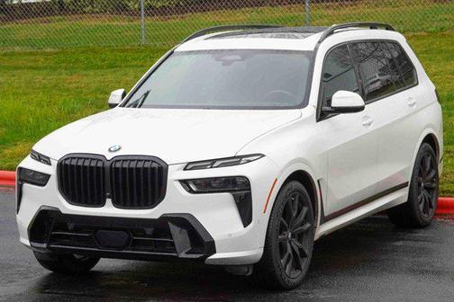 2024 BMW X7 xDrive40i