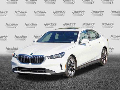 2025 BMW 540 i xDrive