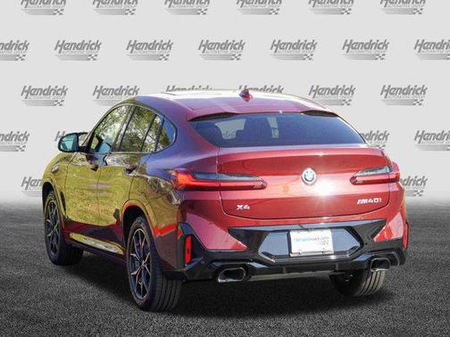 2025 BMW X4 M40i