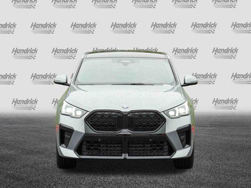 2025 BMW X2 xDrive28i